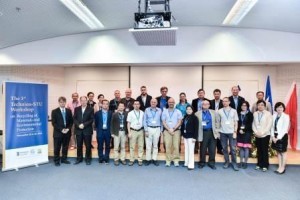 תמונה קבוצתית של משתתפי הכנס מהטכניון ומאוניברסיטת שנטאו