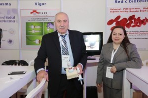 איגור וייסביין  (CTO) ובתו אירינה קבונובסקי (מנכ"לית) 