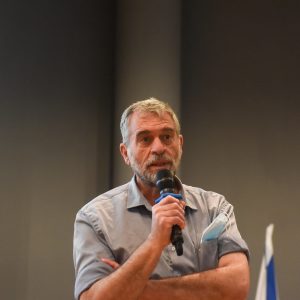 דיקן הפקולטה להנדסה ביו רפואית פרופ' חיים אזהרי