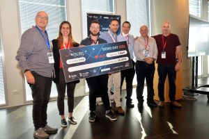 First prize winners. Right to left: Ohad Yaniv, Eyal Kellner, Yaron Arbel, Alon Gilad, Idan Shenfeld, Ravit Abel and Prof. Ezri Tarazi