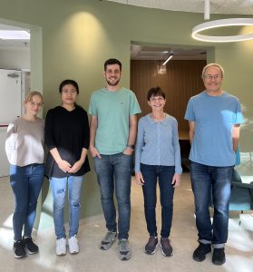 The research group from the Technion,R-L: Prof. Benjamin Podbilewicz, Clari Valansi, Dr. Nicolas Brukman, Xiaohui Li and Katerina Flyak