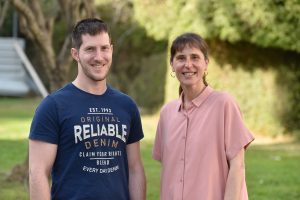 Prof. Gitti Frey (right) and Eyal Stein