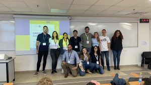 R-L top row: Ronit Piso (the Social Hub), Andrei Serenko, Ester Konstantinov, Yoav Ronen, Tal Fein (Green Energy student group), Orly Mulla (Sustainability Center), Revital Rivkin (Technion Student Association), and Ohad Schindler (head of the Green Energy student group). Bottom row: Noy Winetraub, Neta Soto, and Lior Kedem (mentor from the Termokir company, who supervised the winning team during the competition)