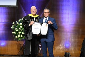Technion President Prof. Uri Sivan (left) presented the Technion Alumni Medal to Johny Srouji