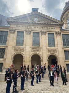 בחזית Institut de France