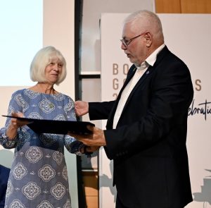 Hon Fellows Barbara Dahl