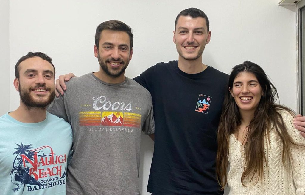 מימין לשמאל: שלו שריקי, יואב וינוב, אלון שור ואהד תשובה