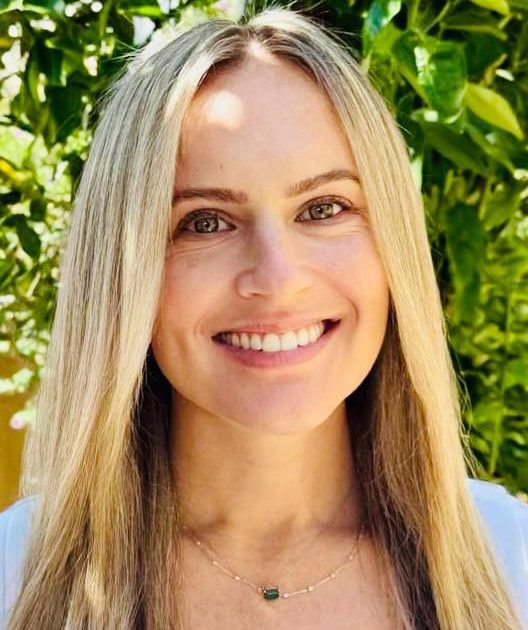 Dr. Dana Shoshani-Dror
