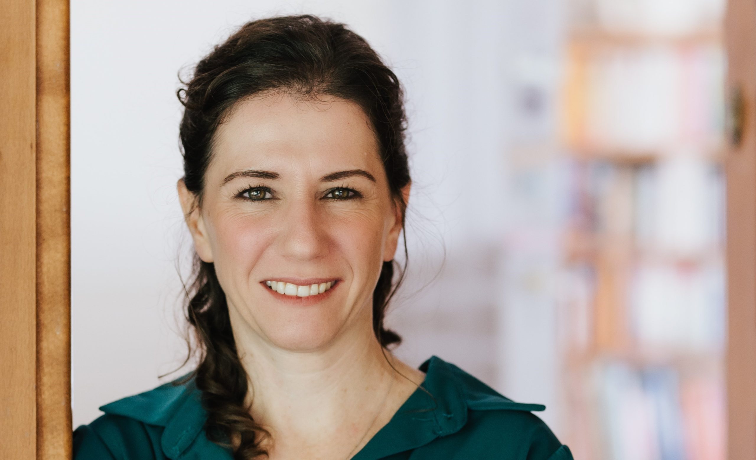 Dr. Naama Lang-Yona
