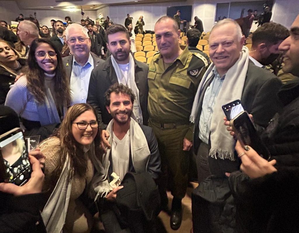 3.משלחת הטכניון עם הרמטכ"ל אייל זמיר.