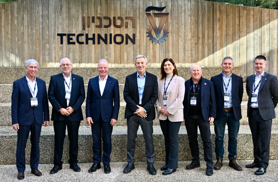 הנהלת בואינג עם הנהלת הטכניון