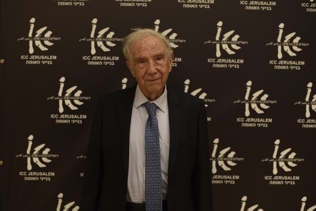 פרופ יורם פלטי