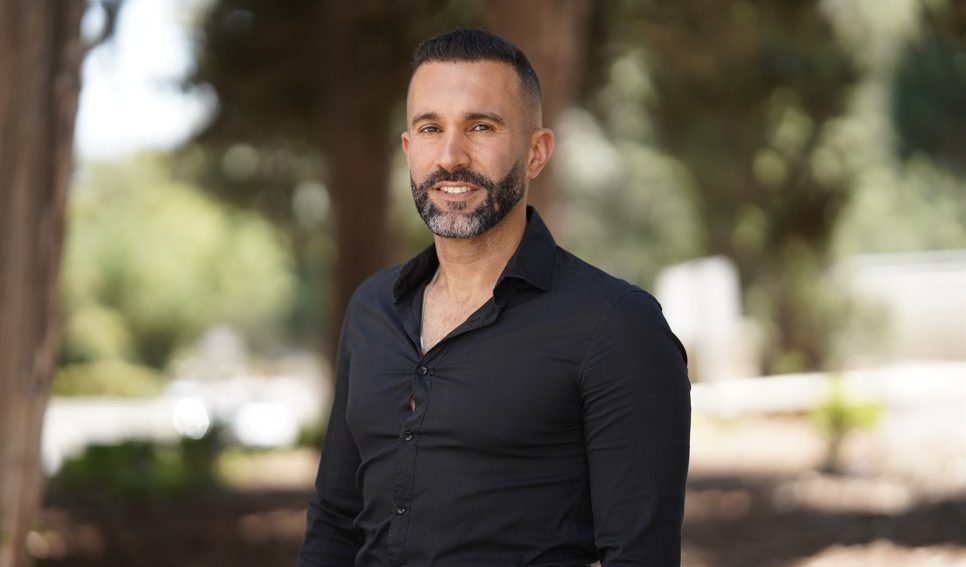 1. פרופ' גל שמואל. צילום : ניצן זוהר.