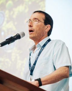 פרופ' יואב ליבני