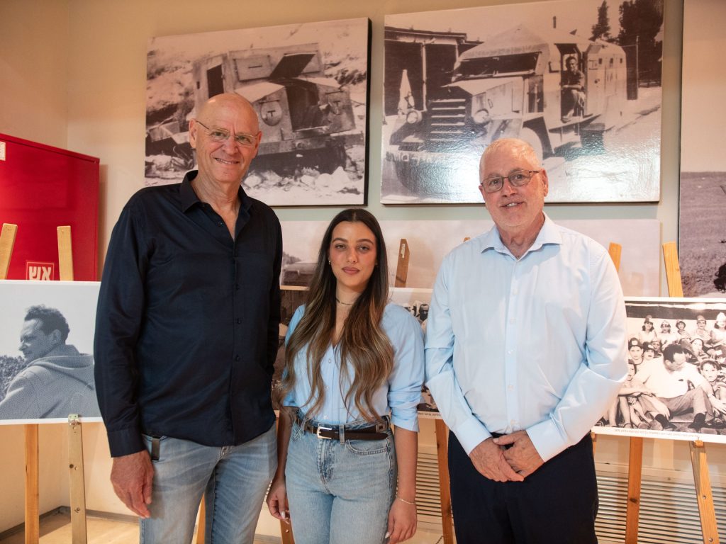 פרופ' אורי סיון, שחר ואלוף (במיל') נעם תיבון